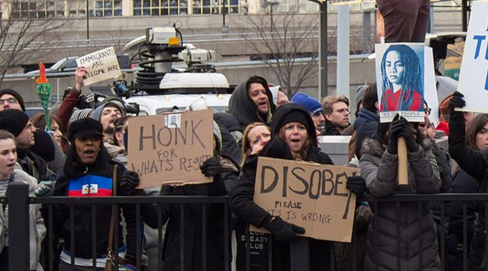 New UK Law Set to Ban Protests at MPs’ Homes